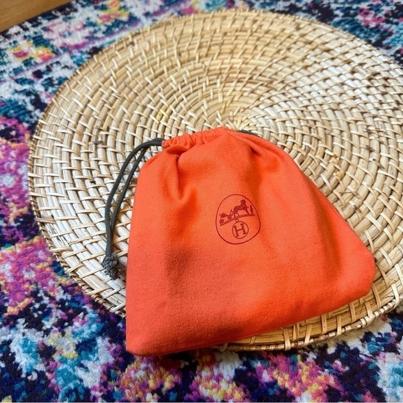 Hermes La Tour Eiffel S’Envole Silk Printed Scarf With Bag New - Picture 7 of 7